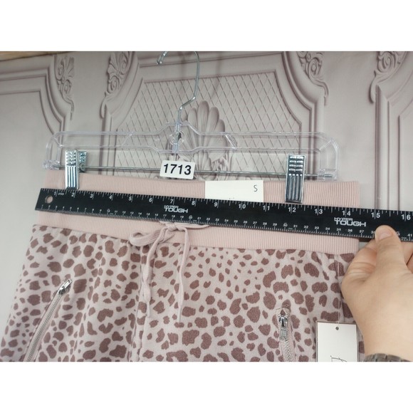 NWT Love Streak Classic Jogger Sweatpants Women's SZ S Pink Animal Print Pockets - Picture 10 of 16